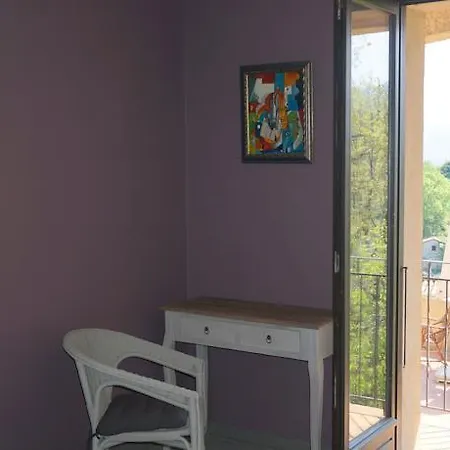 D'hotes - Vallon De Bed and breakfast